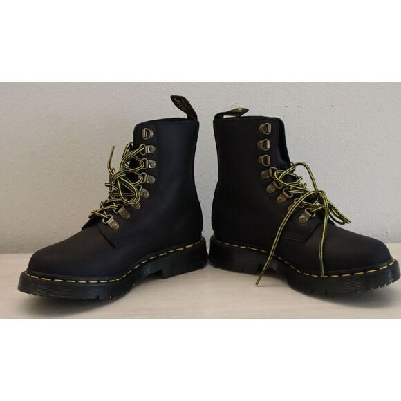 Dr. Martens Women's Sz 6 Black 1460 Pascal Wanama 8-Eyelet Combat Boots - Picture 4 of 7